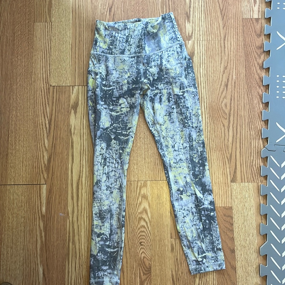Lululemon leggings